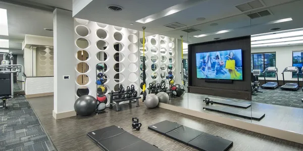 $1,325 | 7100 Old Katy Road, Unit 5210, Houston, TX 77055