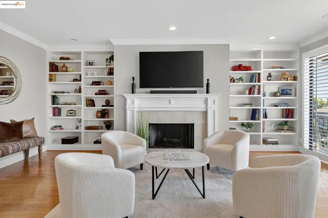 $1,495,000 | 64 Schooner Hill, Oakland, CA 94618