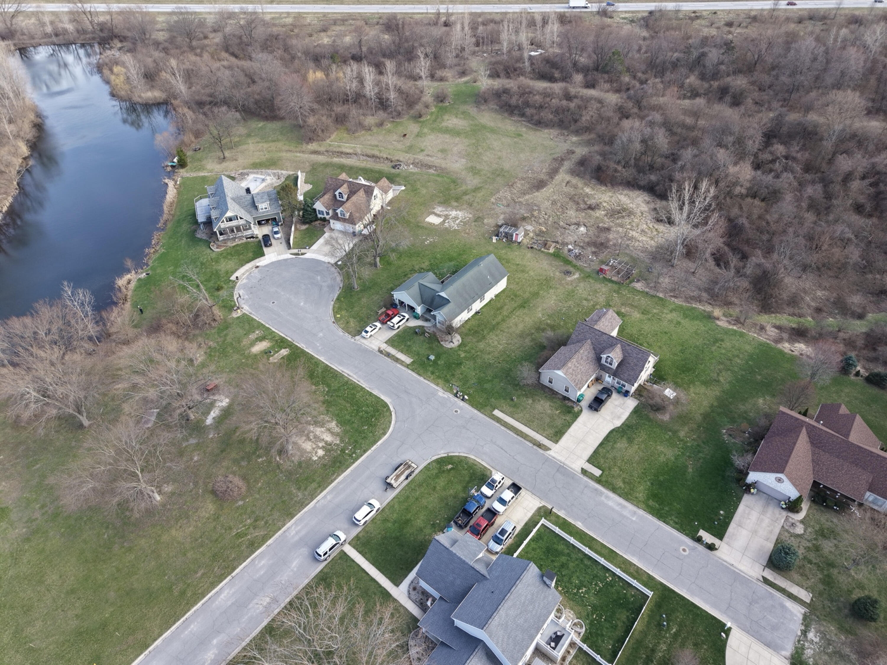 0 West Rue Du Lac Court La Porte, IN 46350 - Photo 4 of 5 3000x2250