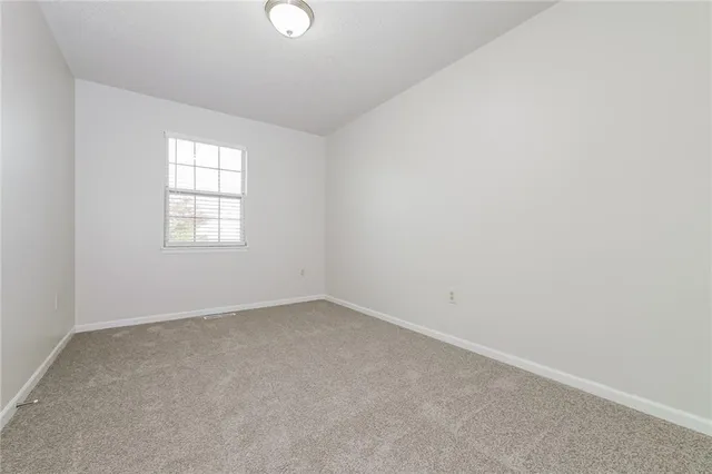 $2,410 | 421 Hamilton Lane, Grain Valley, MO 64029