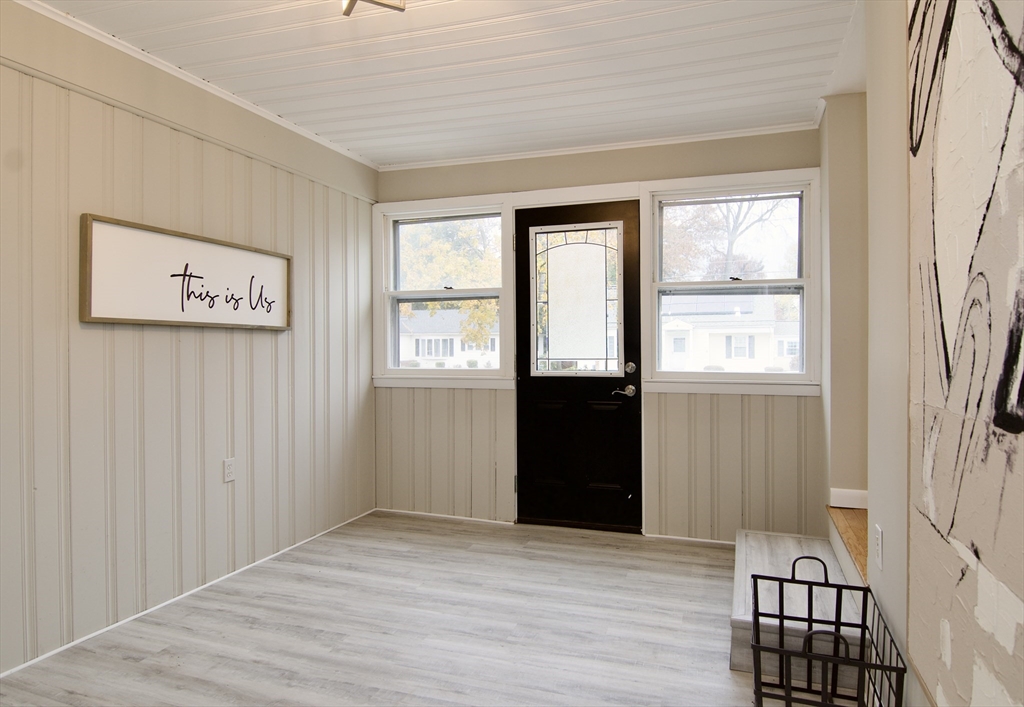 77 West Allen Ridge Road Springfield, MA 01118 - Photo 17 of 42 a view of an empty room with a window