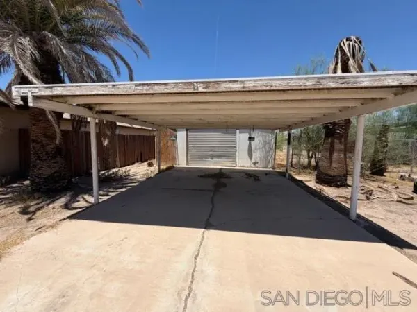 $99,000 | 170 East Bonita Street, Calipatria, CA 92233