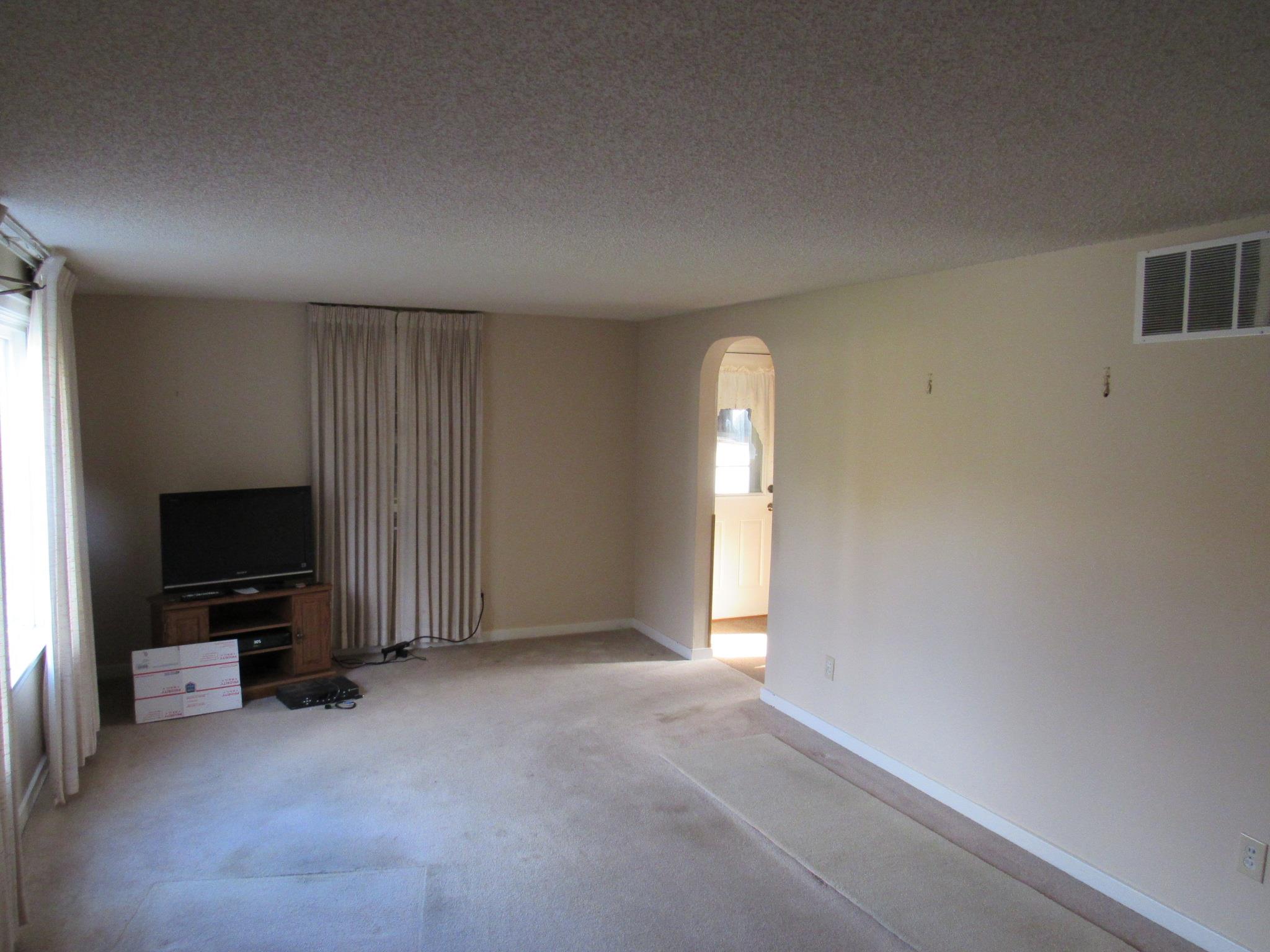 5074 Rothman Road Fort Wayne, IN 46835 - Photo 3 of 14 Gallery Image 3