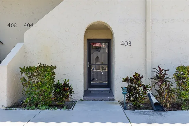 $1,750 | 835 18th Street, Unit 403, Vero Beach, FL 32960