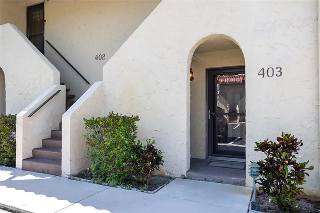 $1,750 | 835 18th Street, Unit 403, Vero Beach, FL 32960