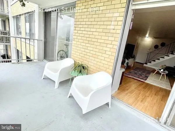 $2,000 | 301 North Beauregard Street, Unit 1007, Alexandria, VA 22312