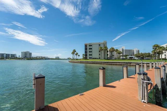 $590,000 | 100 Intracoastal Place, Unit 205, Jupiter, FL 33469