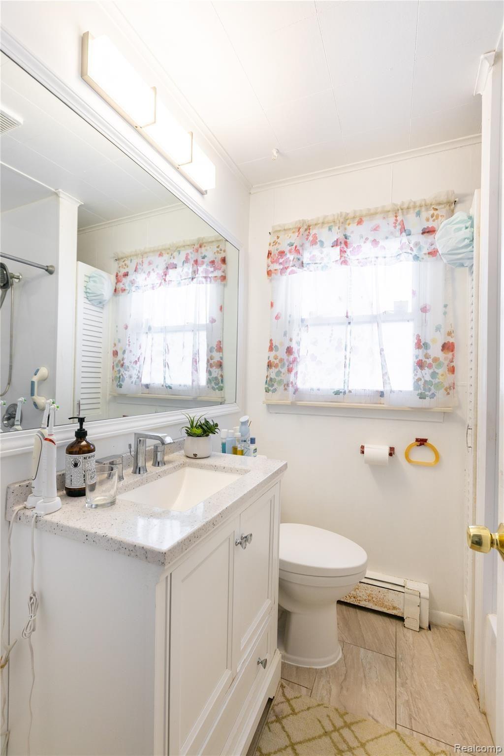 11085 Hyne Road Brighton, MI 48114 - Photo 20 of 31 11085 Hyne Rd, Brighton (20 of 32).jpg