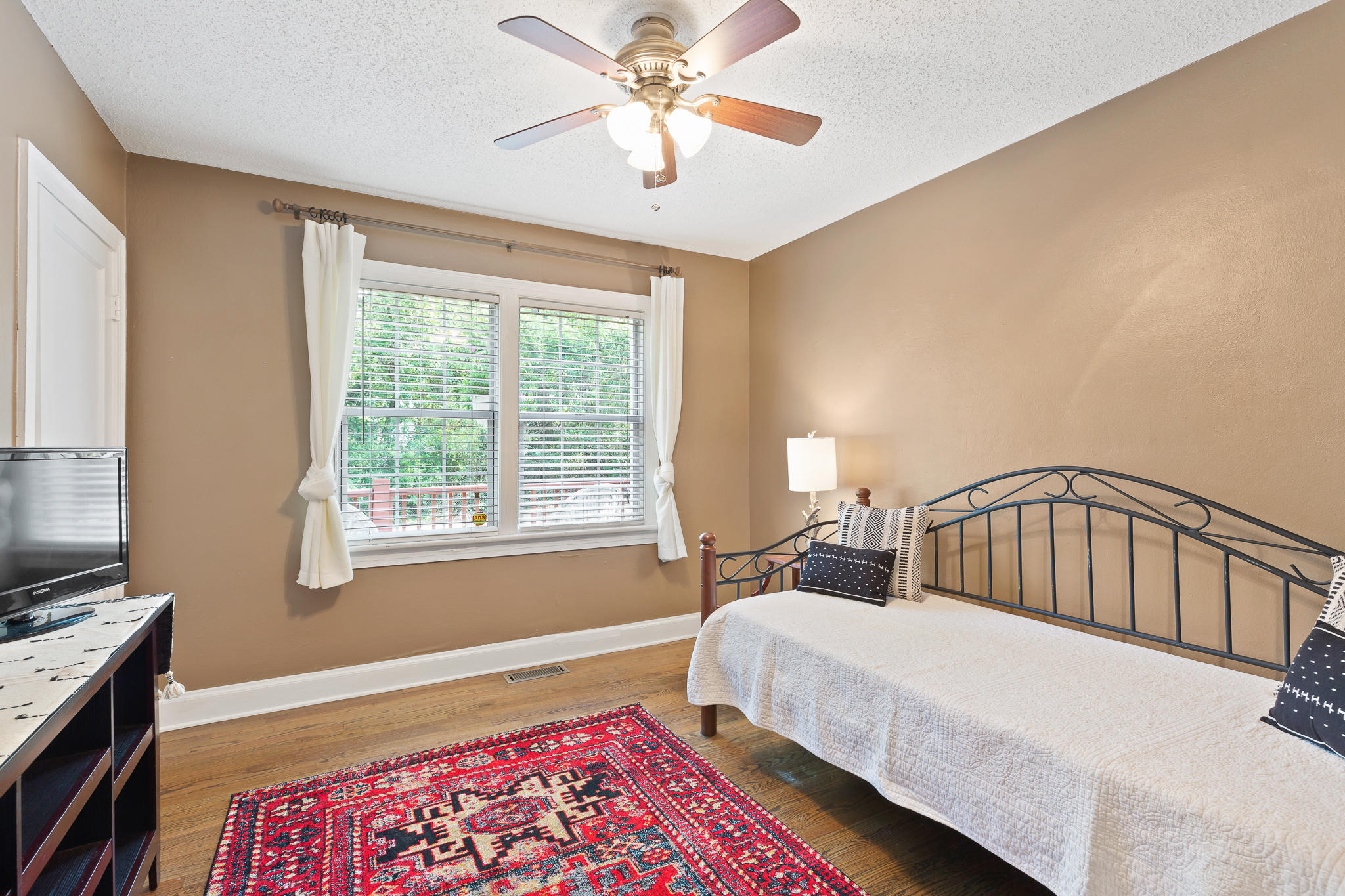205 Bass Road Chattanooga, TN 37421 - Photo 18 of 32 Secondary bedroom