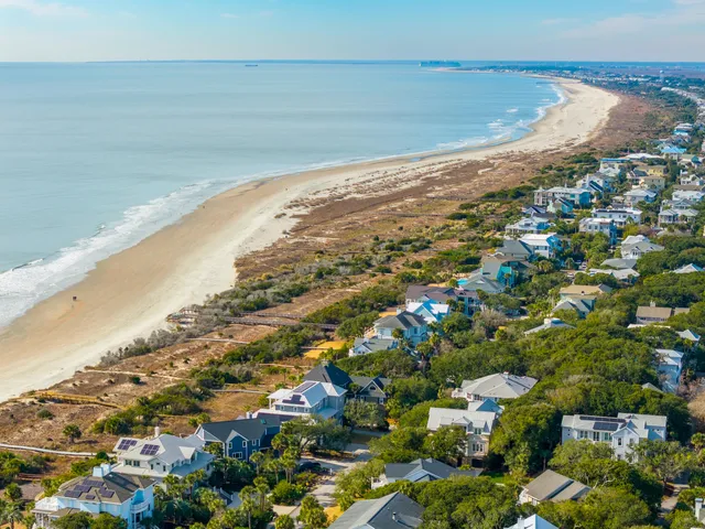 $4,600,000 | 13 56th Avenue, Isle of Palms, SC 29451