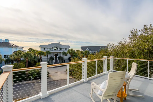 $4,600,000 | 13 56th Avenue, Isle of Palms, SC 29451