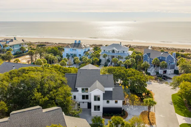 $4,600,000 | 13 56th Avenue, Isle of Palms, SC 29451