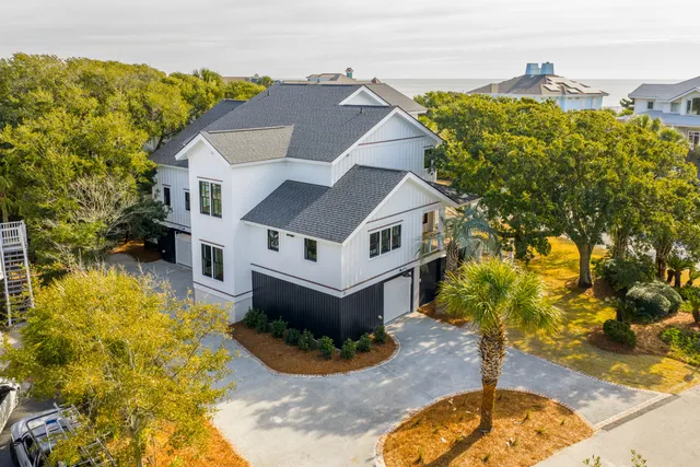 $4,600,000 | 13 56th Avenue, Isle of Palms, SC 29451