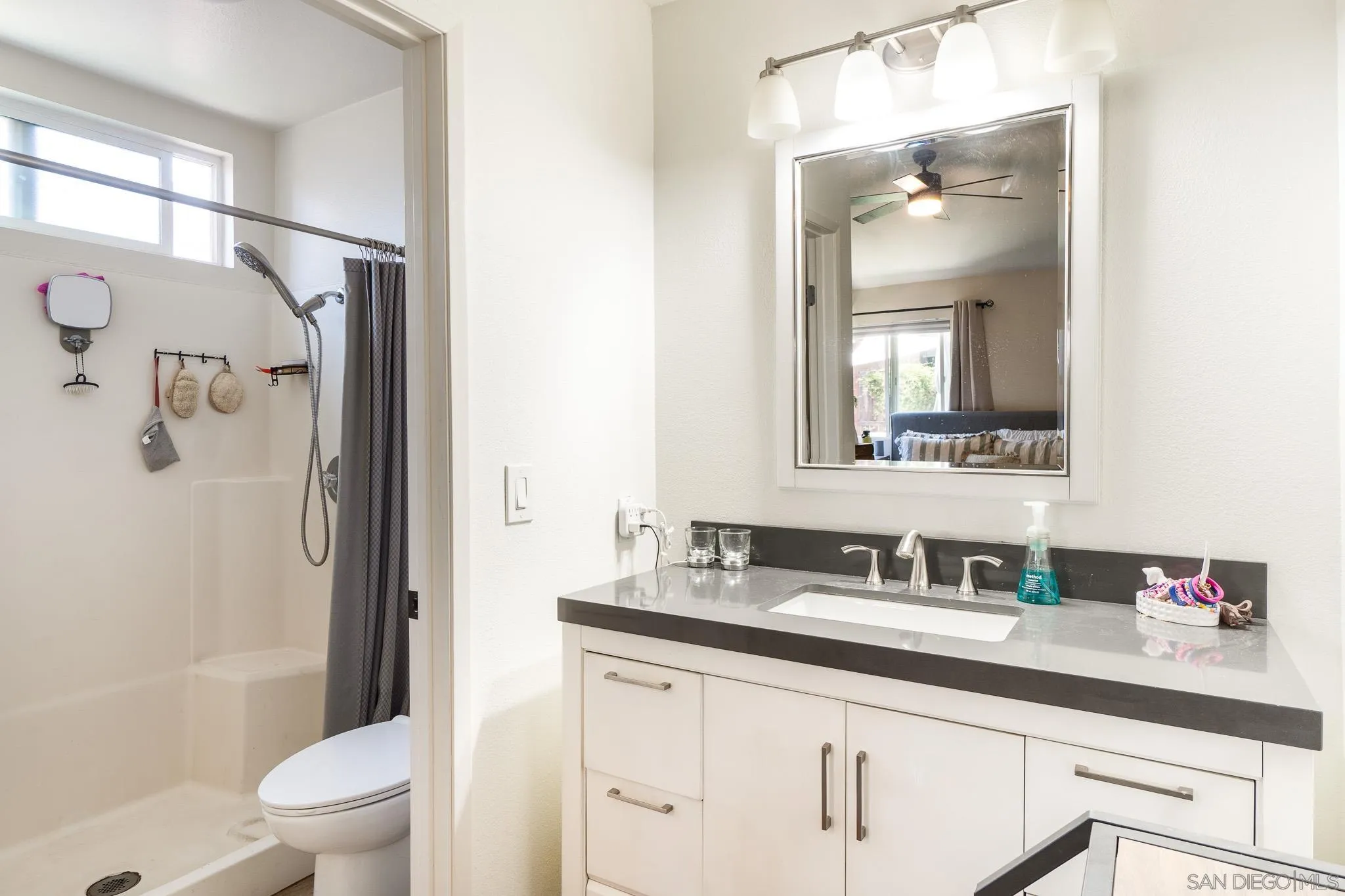 10083 West Glendon Circle Santee, CA 92071 - Photo 17 of 31