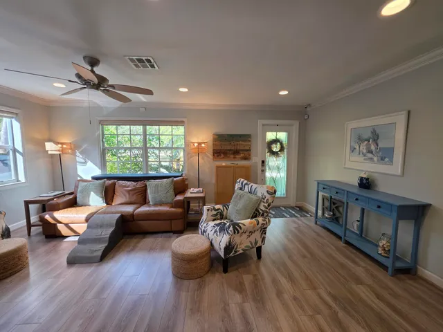 $3,200 | 1519 14th Avenue North, Lake Worth Beach, FL 33460