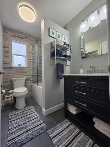 $3,200 | 1519 14th Avenue North, Lake Worth Beach, FL 33460