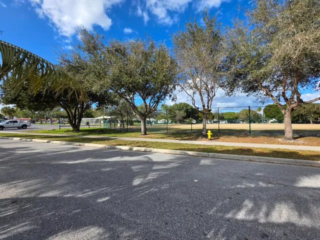 $3,200 | 1519 14th Avenue North, Lake Worth Beach, FL 33460