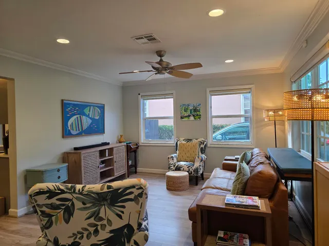 $3,200 | 1519 14th Avenue North, Lake Worth Beach, FL 33460