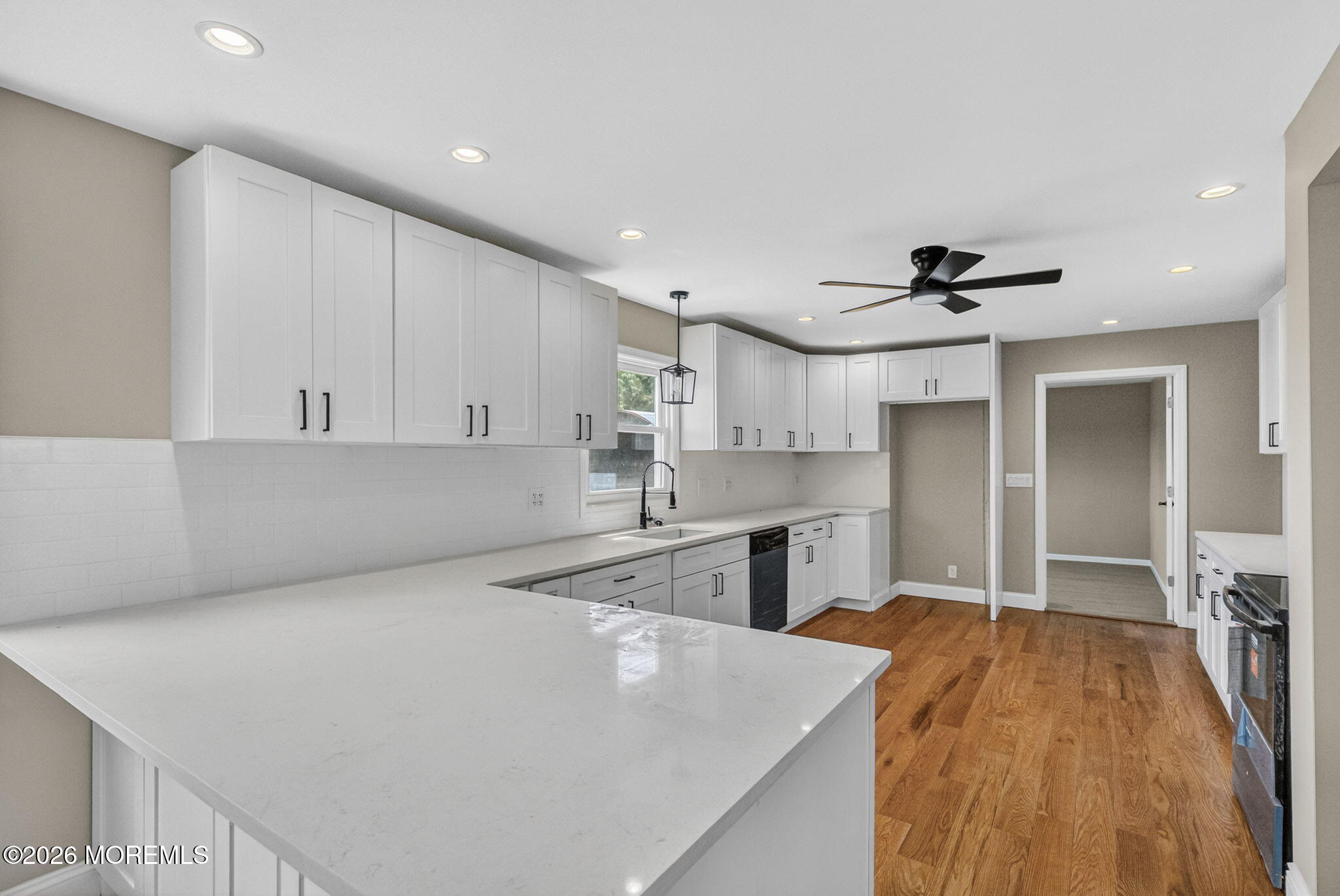 166 Mudtown Road Wantage, NJ 07461 - Photo 23 of 48 KITCHEN