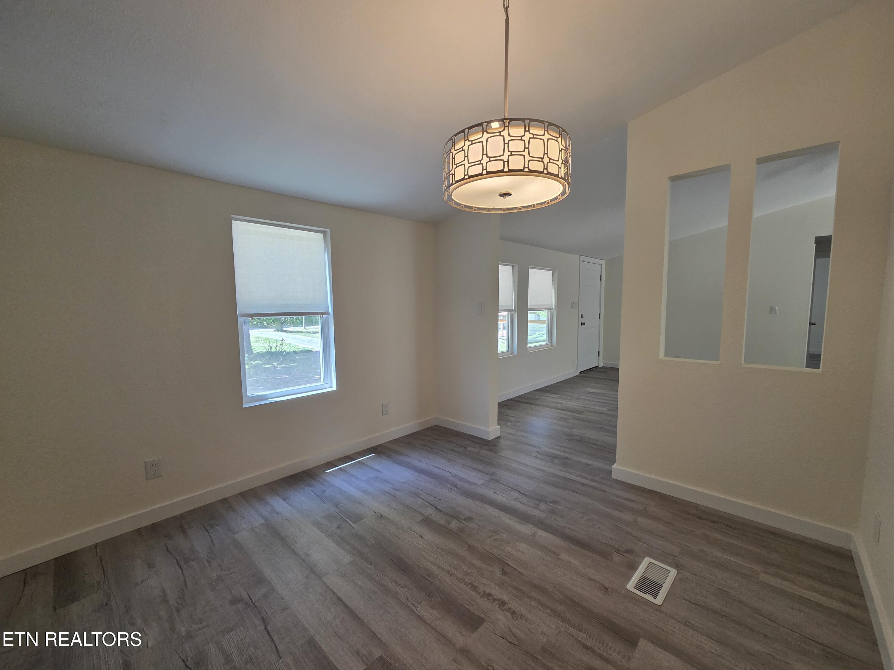 2330 Mynatt Road Knoxville, TN 37918 - Photo 10 of 17 formal dining