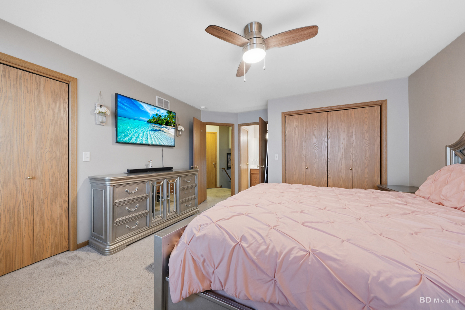 25606 Jonquil Lane Monee, IL 60449 - Photo 18 of 38 a bedroom with a bed and a flat screen tv