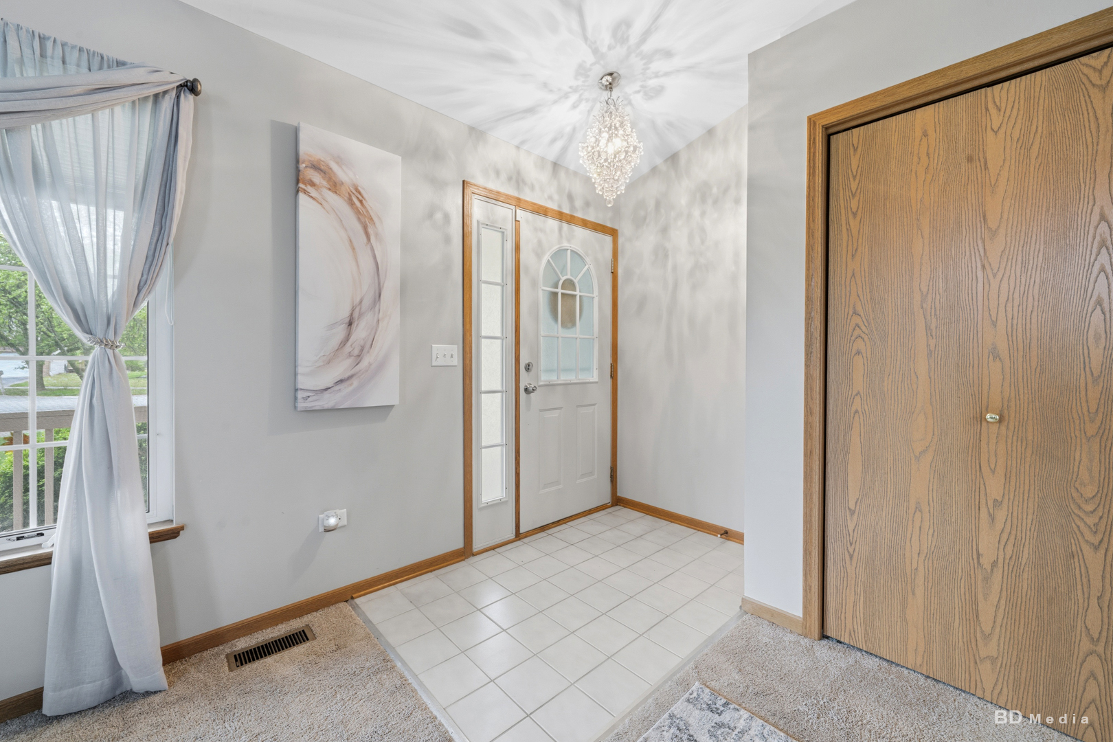 25606 Jonquil Lane Monee, IL 60449 - Photo 5 of 38 a view of a hallway with closet and a window