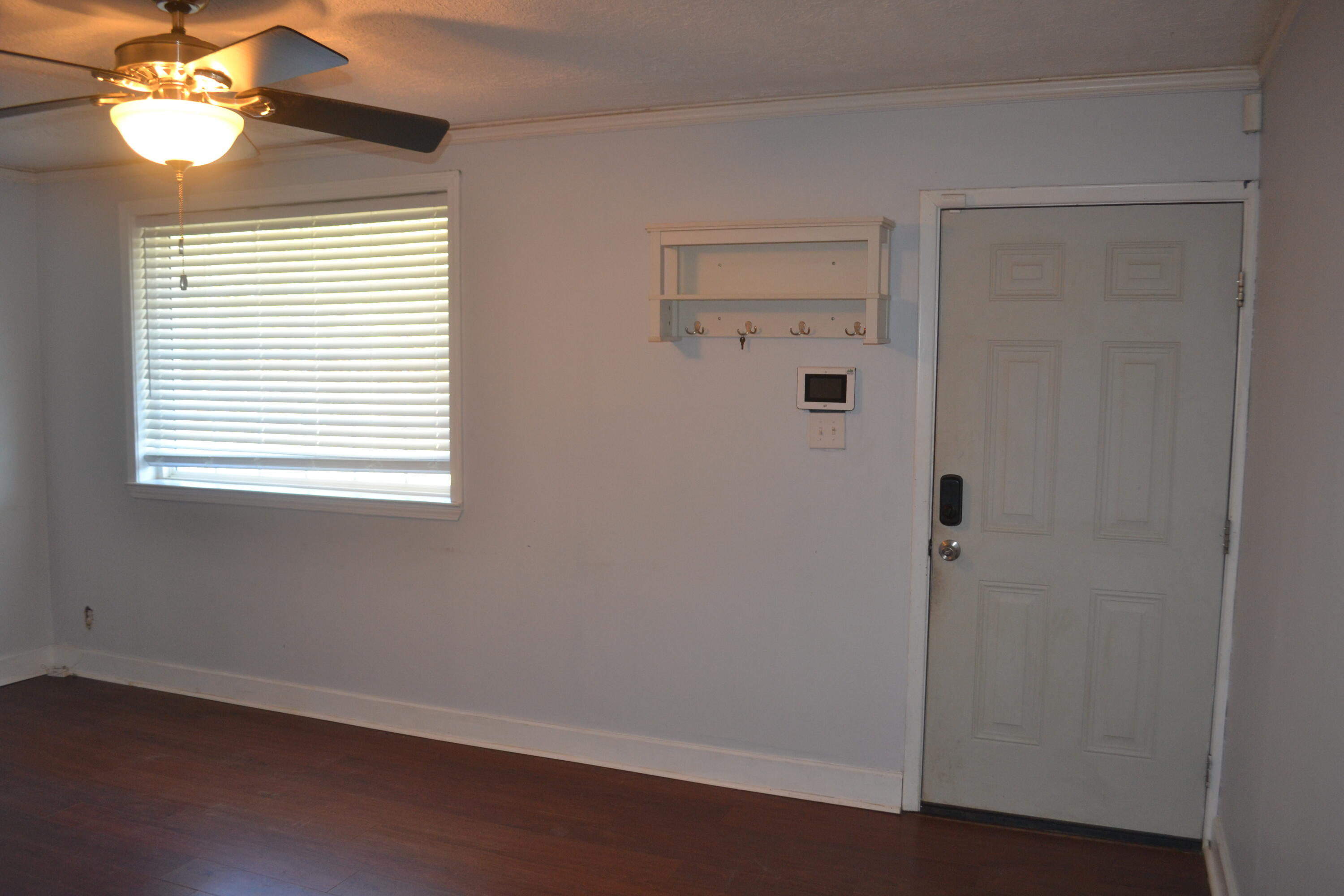 1898 McDade Road Augusta, GA 30906 - Photo 8 of 44 DSC_0395