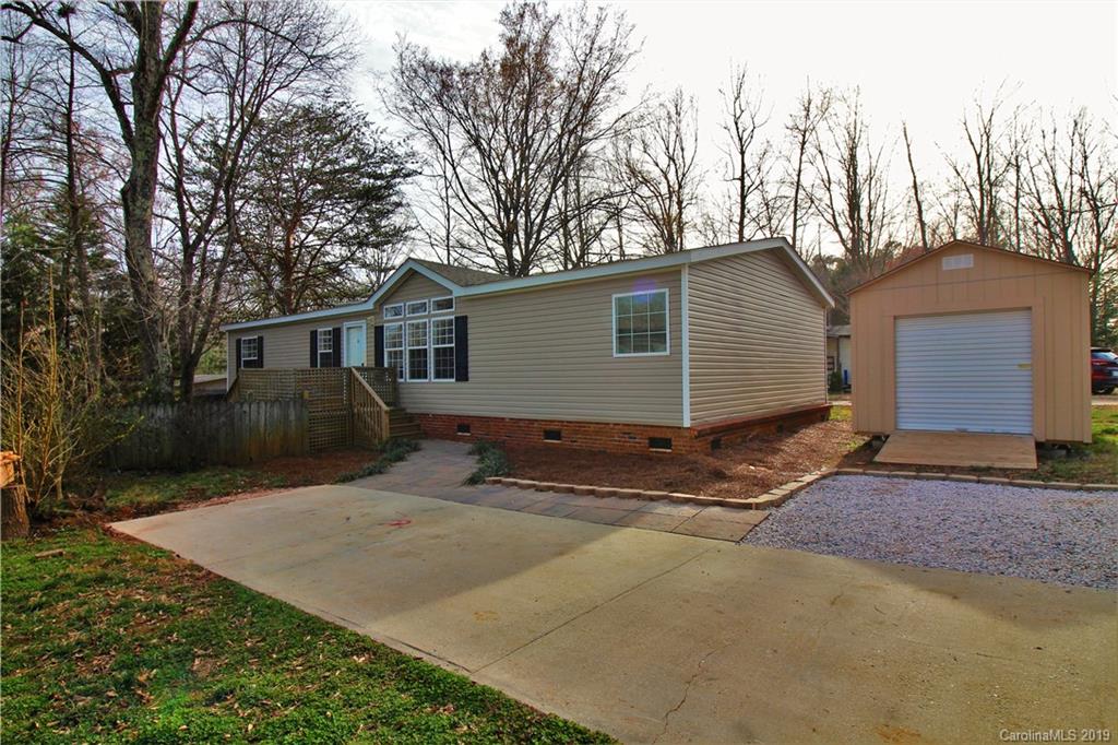 1186 Stateline Road Clover, SC 29710 - Photo 1 of 18 Gallery Image 1