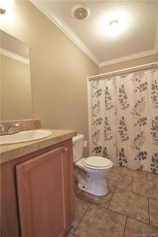 1186 Stateline Road Clover, SC 29710 - Photo 15 of 18 Gallery Image 15