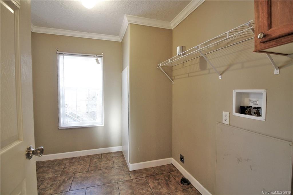 1186 Stateline Road Clover, SC 29710 - Photo 17 of 18 Gallery Image 17