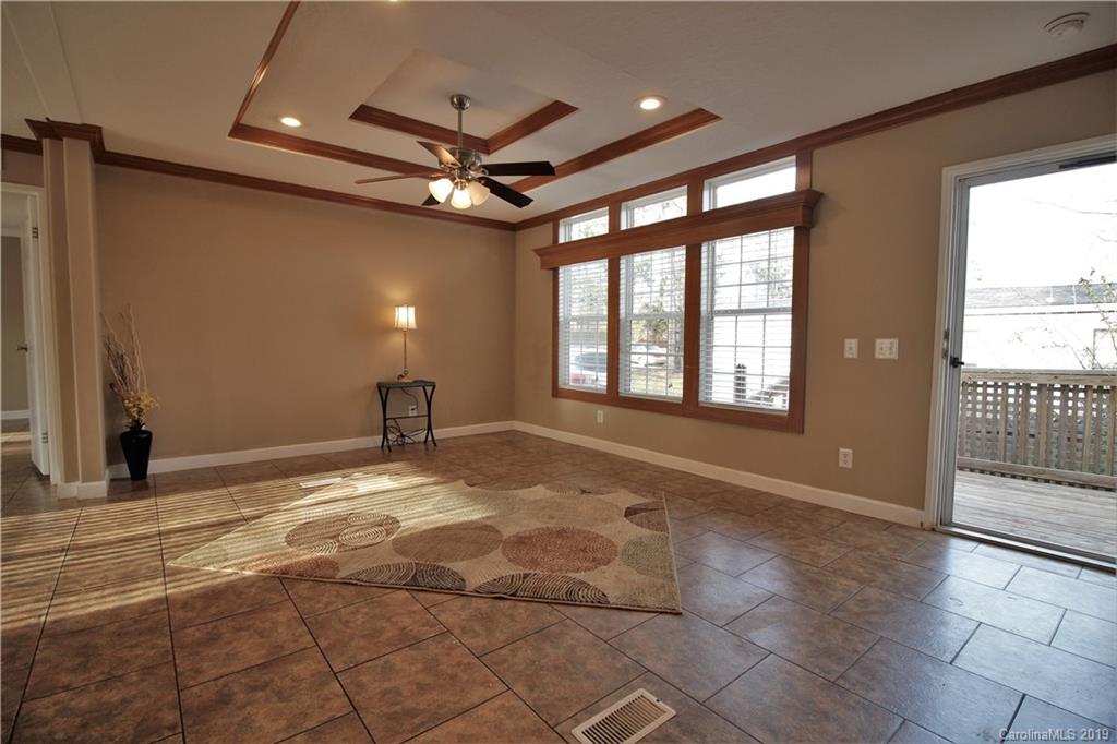 1186 Stateline Road Clover, SC 29710 - Photo 7 of 18 Gallery Image 7