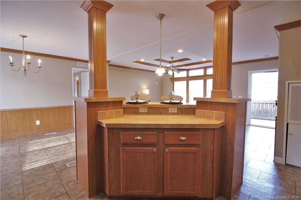 1186 Stateline Road Clover, SC 29710 - Photo 10 of 18 Gallery Image 10