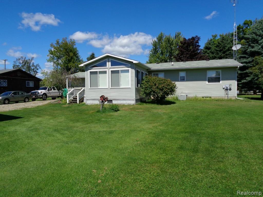 2112 Vernor Road Lapeer, MI 48446 - Photo 2 of 15