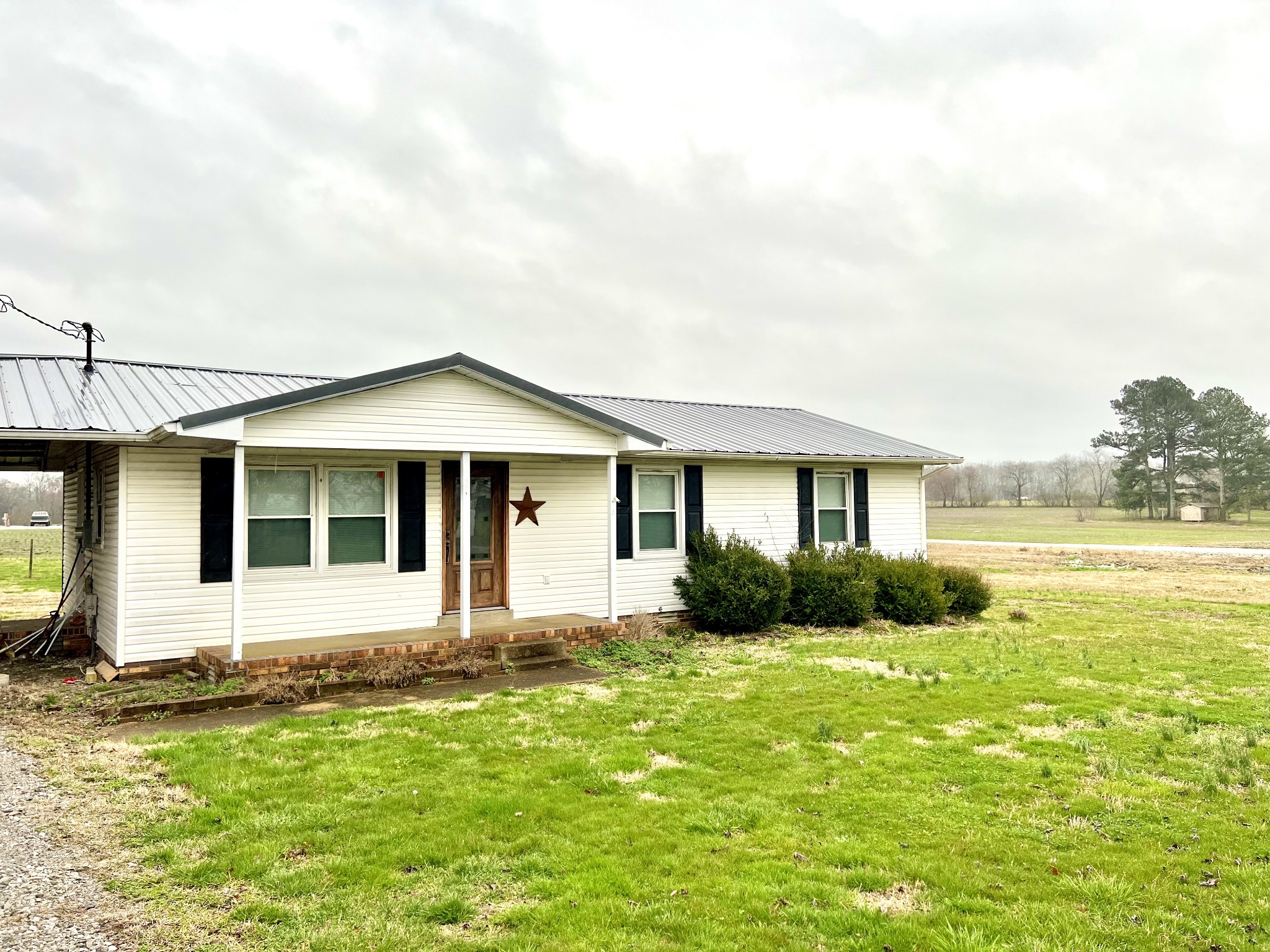 1530 McCarter Road Lawrenceburg, TN 38464 - Photo 4 of 22 Gallery Image 4