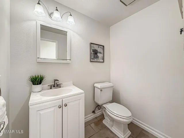 $1,099,900 | 819 Riverrock Circle, Westlake Village, CA 91362