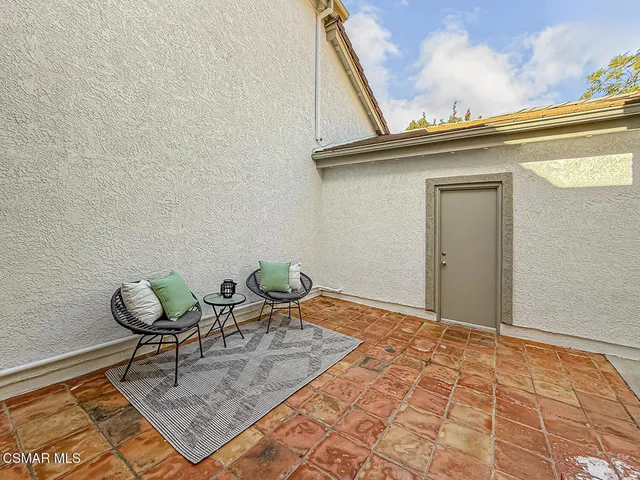 $1,099,900 | 819 Riverrock Circle, Westlake Village, CA 91362