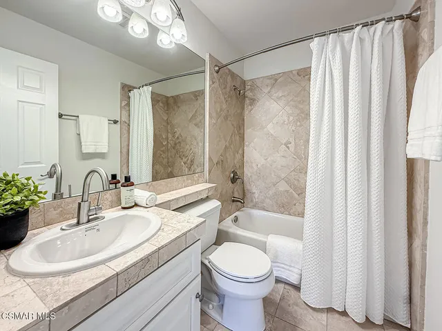 $1,099,900 | 819 Riverrock Circle, Westlake Village, CA 91362