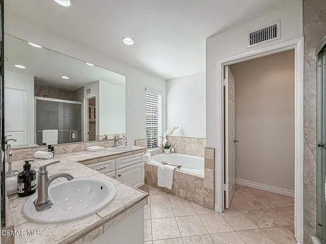 $1,099,900 | 819 Riverrock Circle, Westlake Village, CA 91362