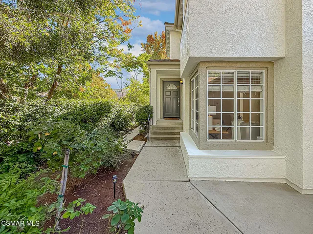 $1,099,900 | 819 Riverrock Circle, Westlake Village, CA 91362