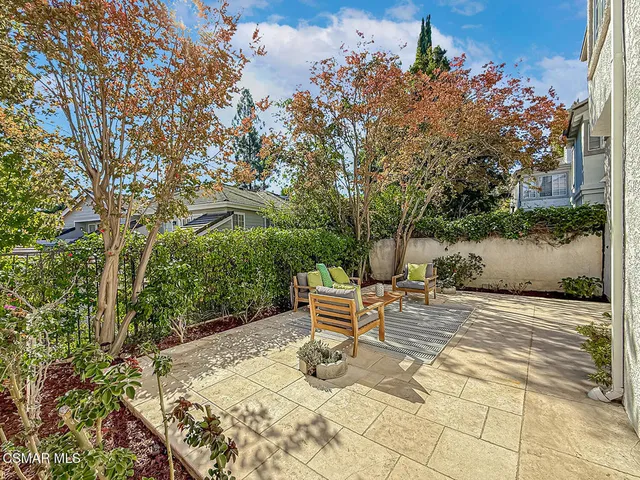 $1,099,900 | 819 Riverrock Circle, Westlake Village, CA 91362