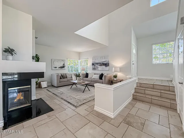 $1,099,900 | 819 Riverrock Circle, Westlake Village, CA 91362