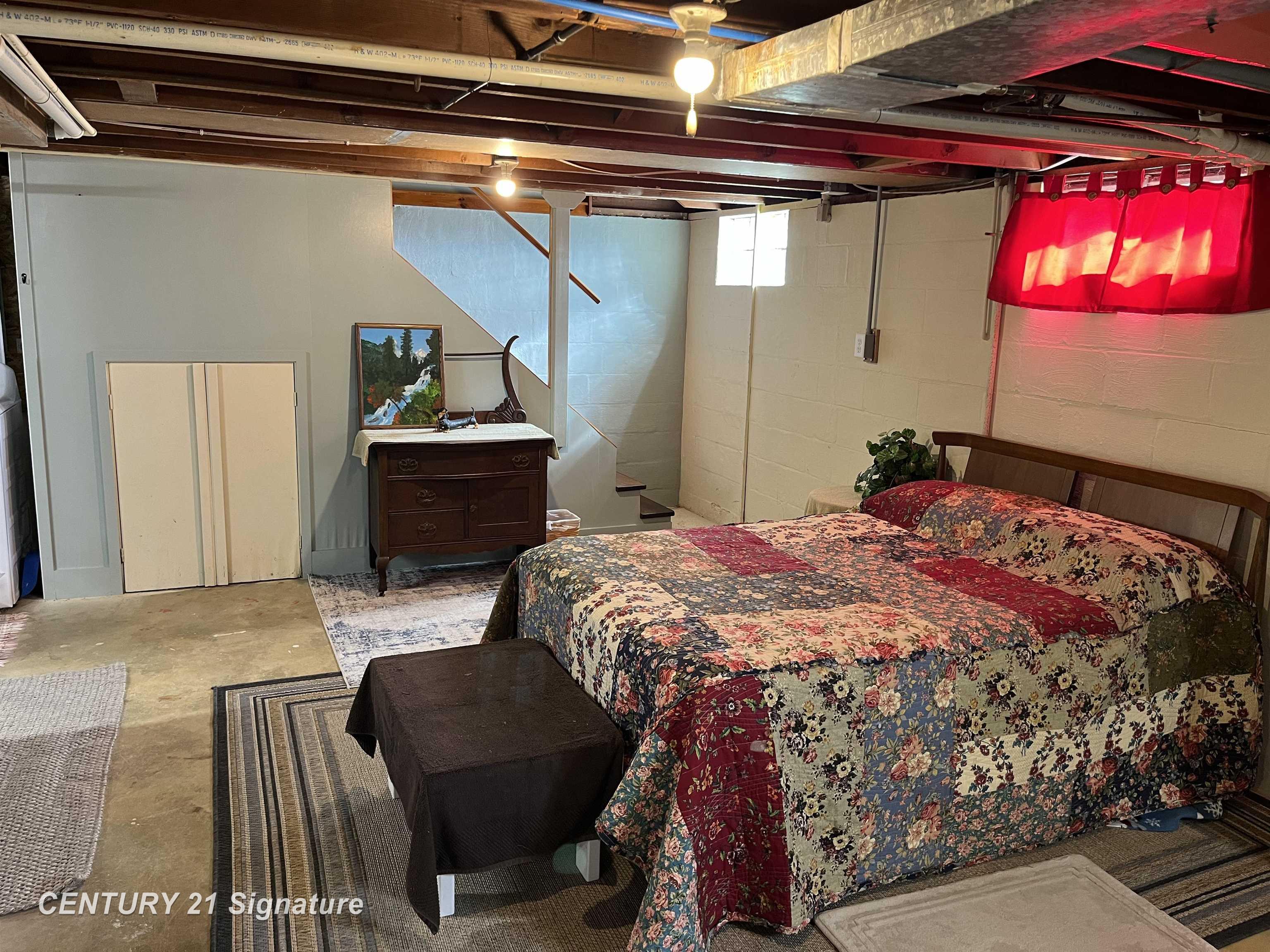 2455 Bullock Road Bay City, MI 48708 - Photo 21 of 41 50158335-cbdb7810-0269-456c-8331-ffbb96ee7791.JPG