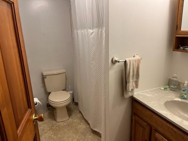 13 Old Fredonia Road Mercer, PA 16137 - Photo 6 of 9 a bathroom with a sink toilet and vanity