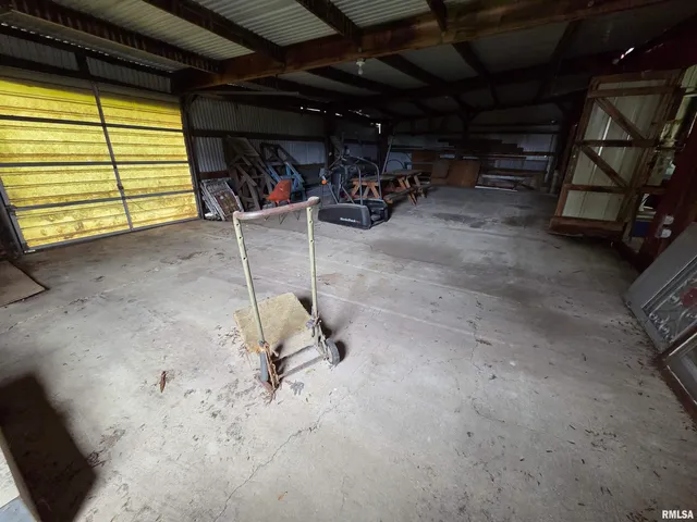 $25,000 | 2320 West Main Street, Salem, IL 62881