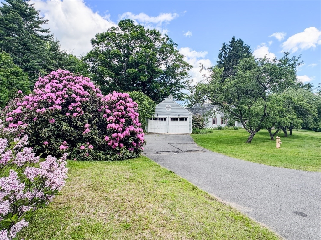 36 Green River Road Greenfield, MA 01301 - Photo 3 of 42