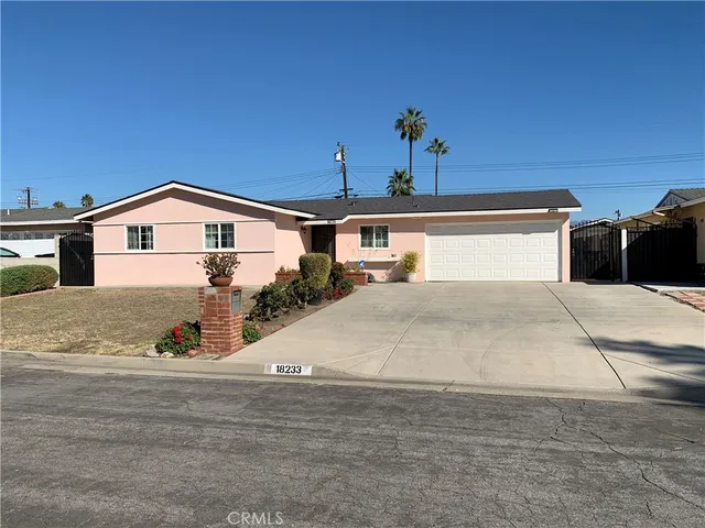 a view of a house with a outdoor space