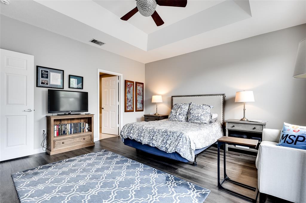 1224 Northeast 18th Avenue, Unit 1 Fort Lauderdale, FL 33304 - Photo 15 of 34 a bedroom with a bed and a television