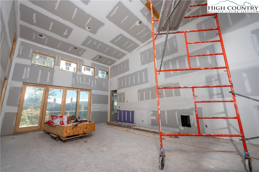 63 Two Hawks Lane Newland, NC 28657 - Photo 12 of 23 a very nice looking room with a large window