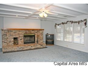24464 Brookwood Hills Road Athens, IL 62613 - Photo 2 of 12 Gallery Image 2