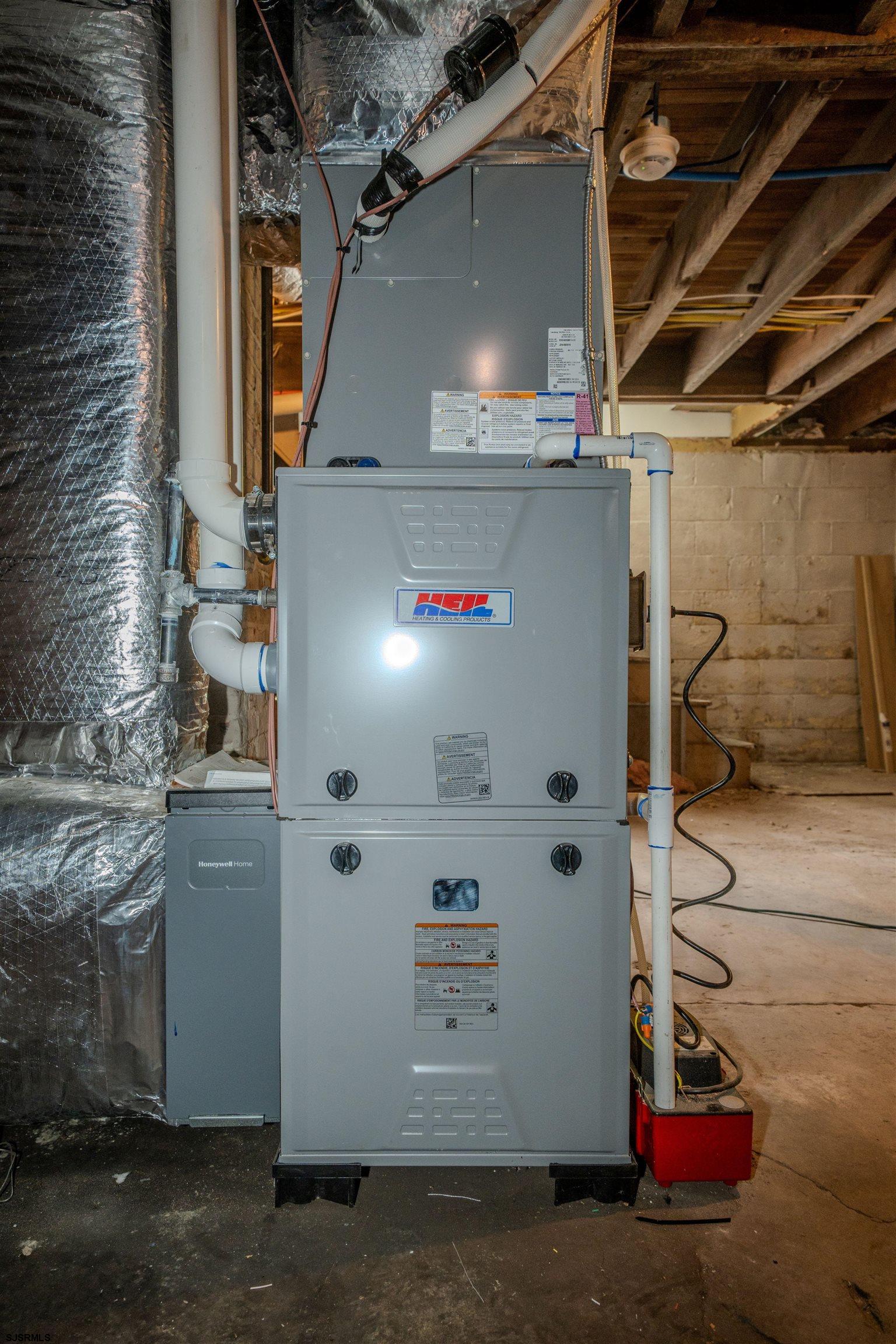 115 Ryon Avenue Pleasantville, NJ 08232 - Photo 7 of 12 a view of utility room